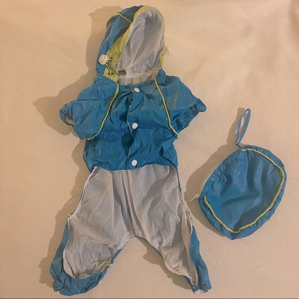 NWOT Dog Raincoat Rain Jacket Coat Outfit XS / Small